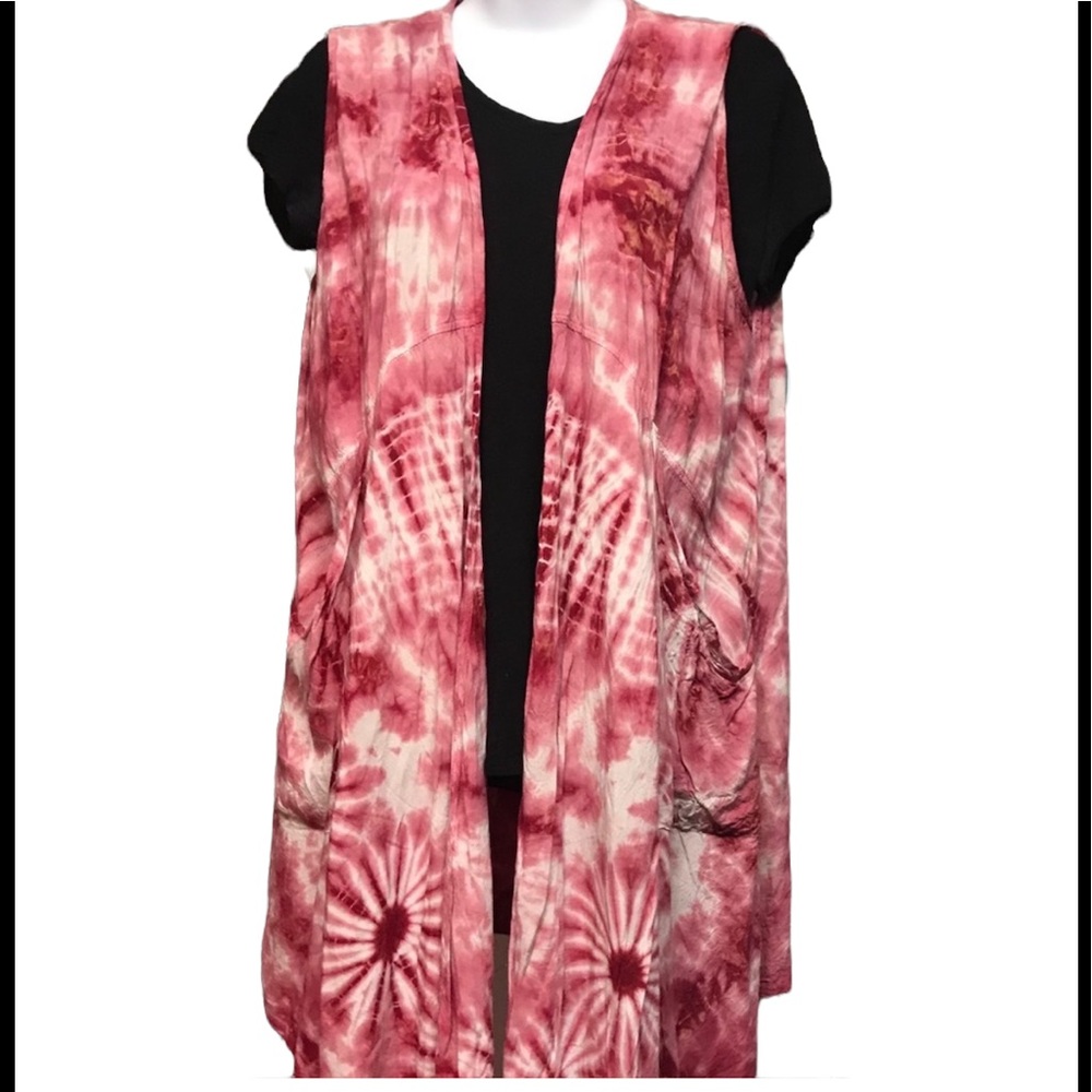 NWT.  Sacred Threads Hippie Vest.    219200.  LG/CL/GR01
